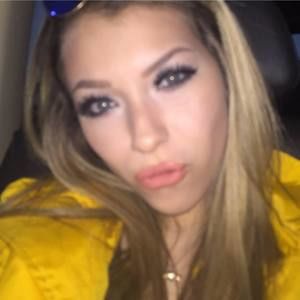 Meet your Posher, Briana